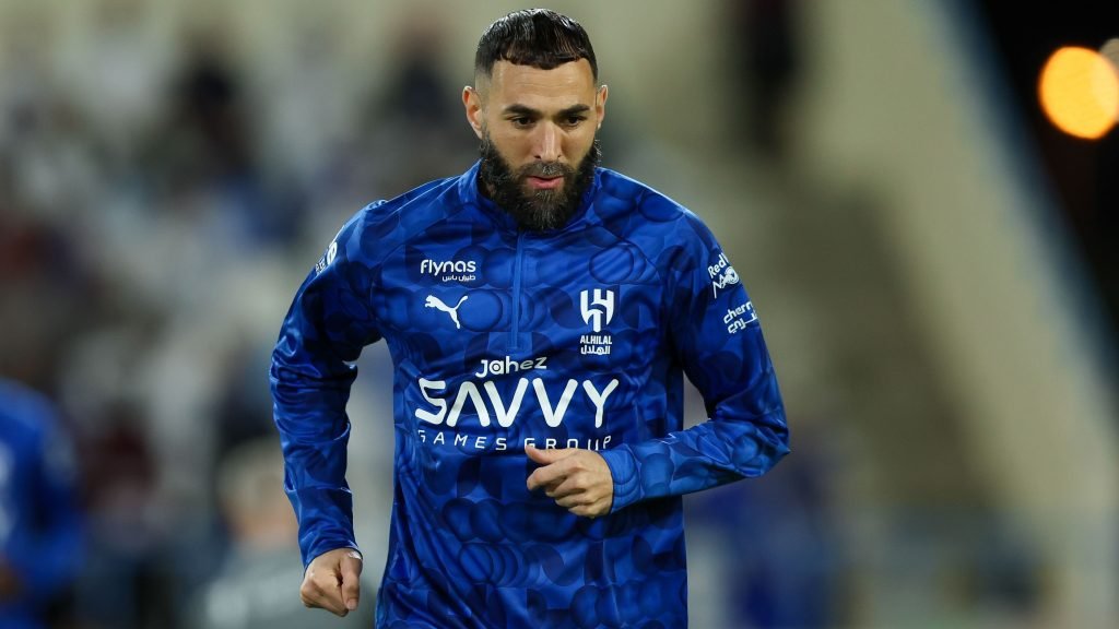 «في قلب التغييرات الكبرى» فيديو يكشف عن المبلغ الضخم الذي حصده الاتحاد بعد مغادرة بنزيما وكانتي والخطة الجديدة التي تم اعتمادها