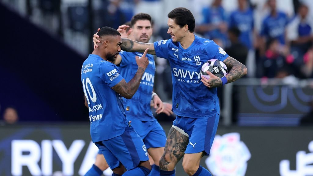 «كل ما تحتاج لمعرفته عن تذاكر نادي الهلال لموسم 2025/26، من المواعيد إلى الأسعار ونقاط البيع»