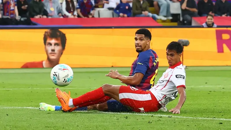 «مباراة برشلونة ضد جيرونا اليوم: القنوات الناقلة والموعد المرتقب»