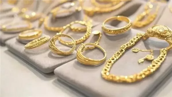 «متابعة حية لأسعار الذهب» سعر الذهب اليوم في محلات الصاغة المصرية 23 فبراير 2026