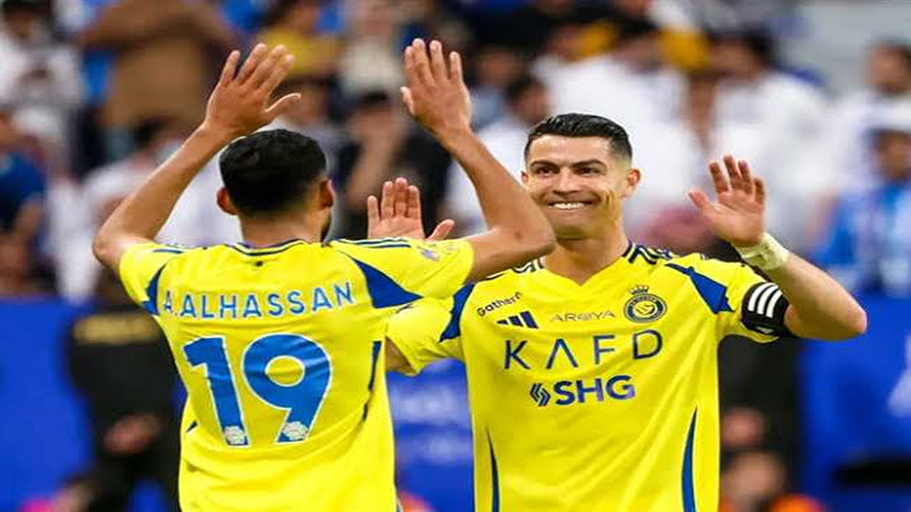 «متعة كرة القدم في انتظارك» أين يمكنك متابعة مباراة نادي الرياض ضد النصر في الدوري السعودي؟