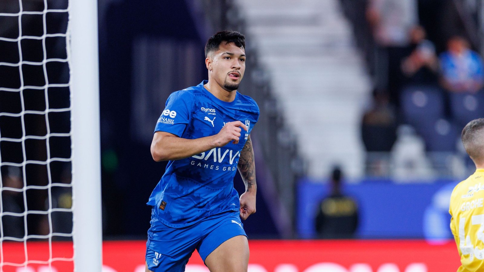 «محطة جديدة للاعب ماركوس ليوناردو بعد مغادرته والهلال يواجه استفزاز بنزيما لرونالدو»