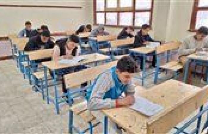 «معلومات هامة حول امتحانات الفصل الدراسي الثاني لعام 2025»