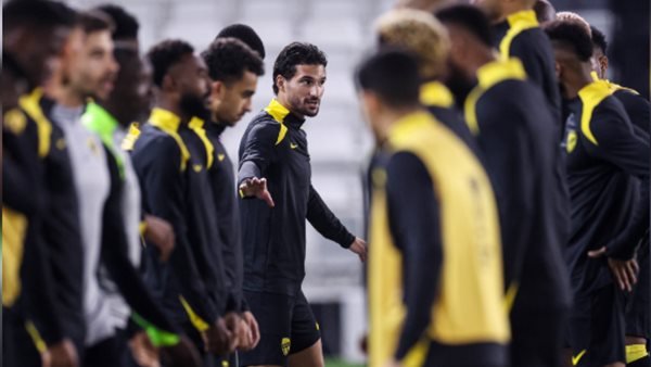 «مفاجأة من كونسيساو تثير الجدل قبيل كلاسيكو اتحاد جدة والهلال في دوري روشن»