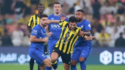 «من يسطع نجمه قبل مواجهة الهلال والاتحاد في كلاسيكو المملكة؟»