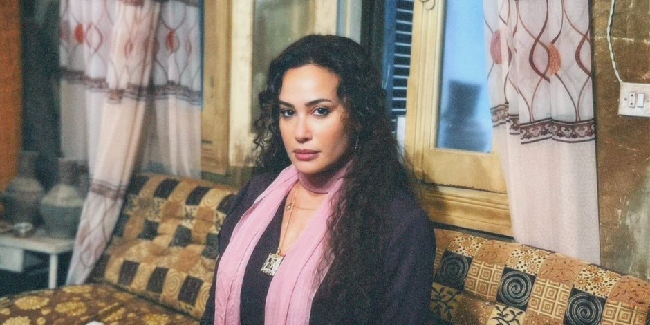 «مناعة تجسد الحب من جديد مع هند صبري» مسلسل يبحر في أعماق المشاعر في الحلقة 8