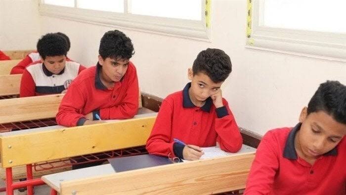 «مواعيد امتحانات الترم الثاني 2026 للصفوف الدراسية كافة»